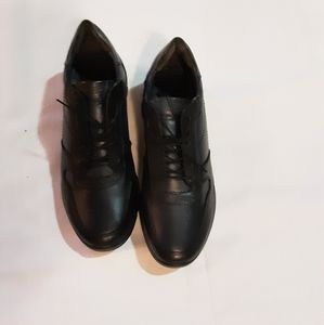 Mens dress shoes